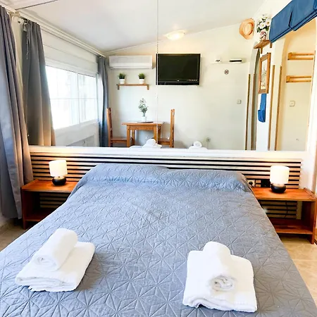Carihuela Beach, Club San Antonio, Malaga Апартаменты