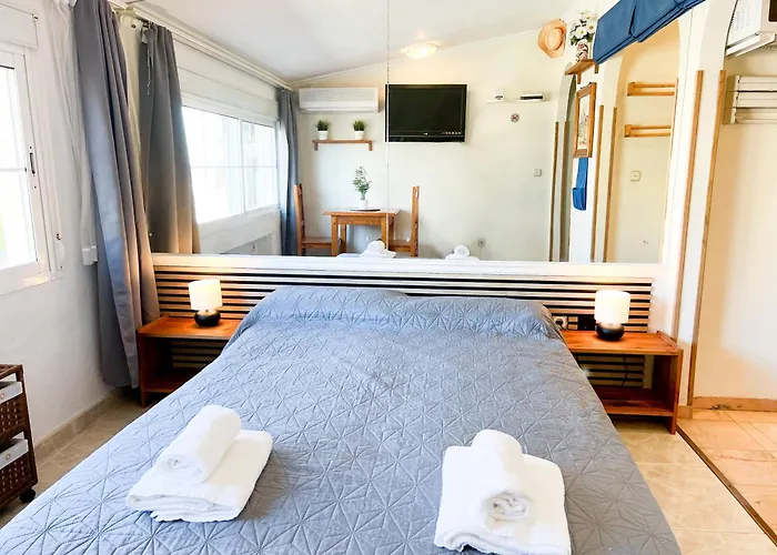 Carihuela Beach, Club San Antonio, Malaga Apartment