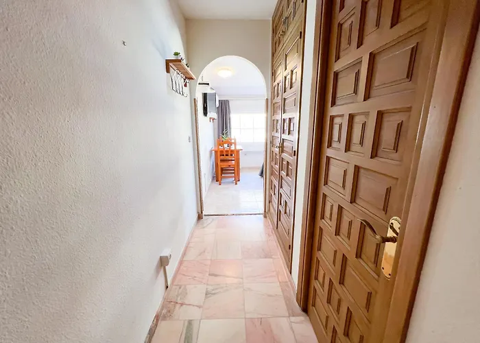 Carihuela Beach, Club San Antonio, Malaga Apartment