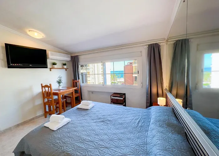 Carihuela Beach, Club San Antonio, Málaga Apartamento *